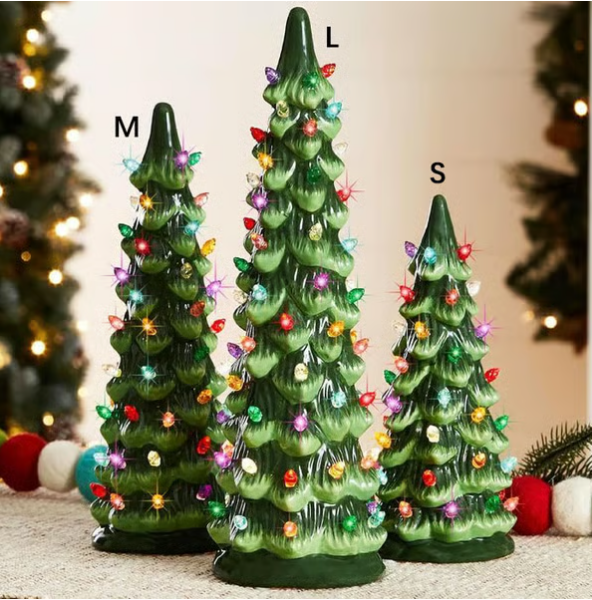 🎁🎄Retro Hand-Painted Tabletop Christmas Trees (⏰Limited Quantities Available)